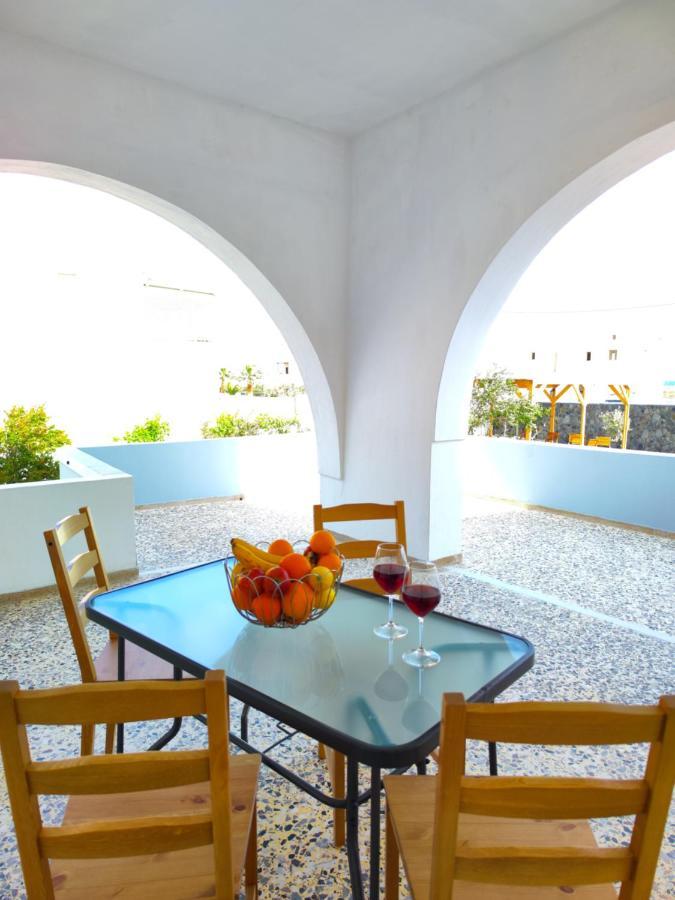 Oasis Apartments Perissa  Exterior foto